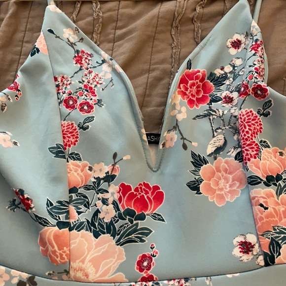 Fashion Nova Floral Dress, Size Large (See description) - Picture 5 of 6